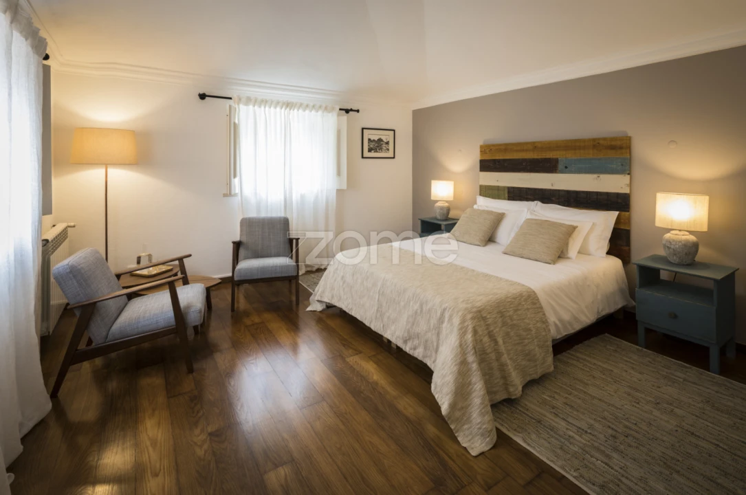 Moradia T4 para Arrendamento em Santa Maria e São Miguel, São Martinho, São Pedro Penaferrim Foto 10