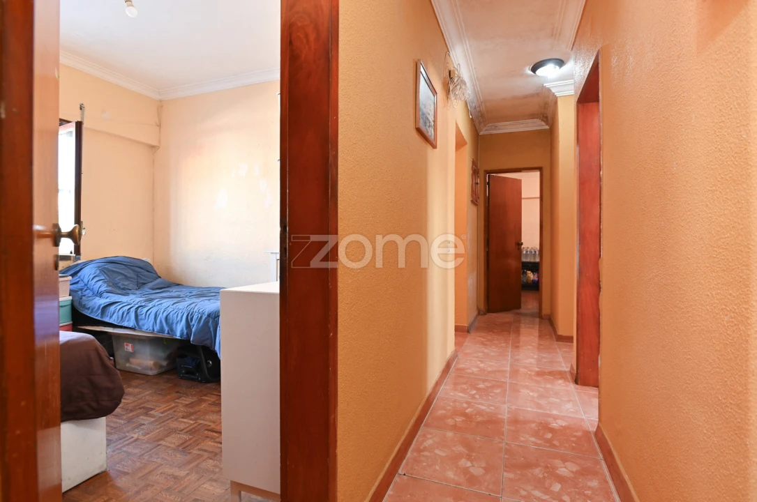 Moradia T4 para Venda em São Domingos de Rana Foto 15