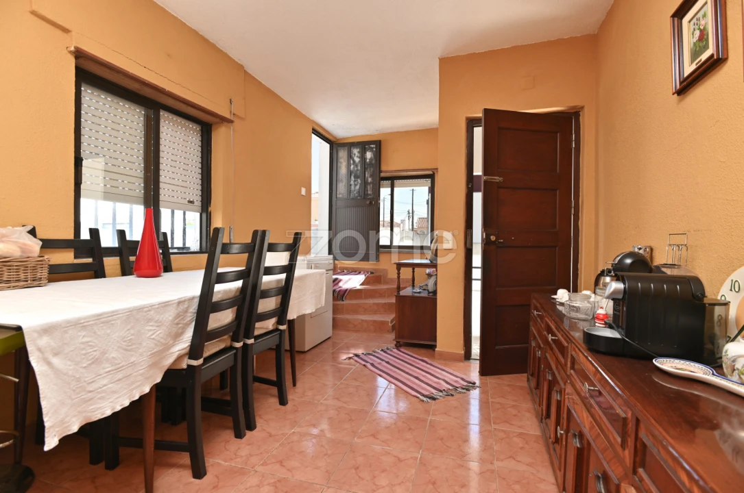 Moradia T4 para Venda em São Domingos de Rana Foto 21