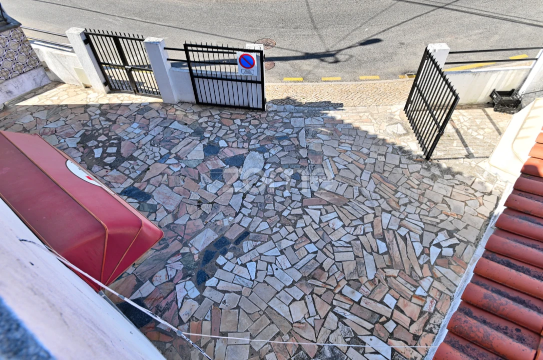 Moradia T4 para Venda em São Domingos de Rana Foto 25