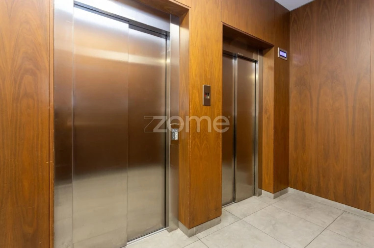 Apartamento T3 para Venda em Odivelas Foto 4