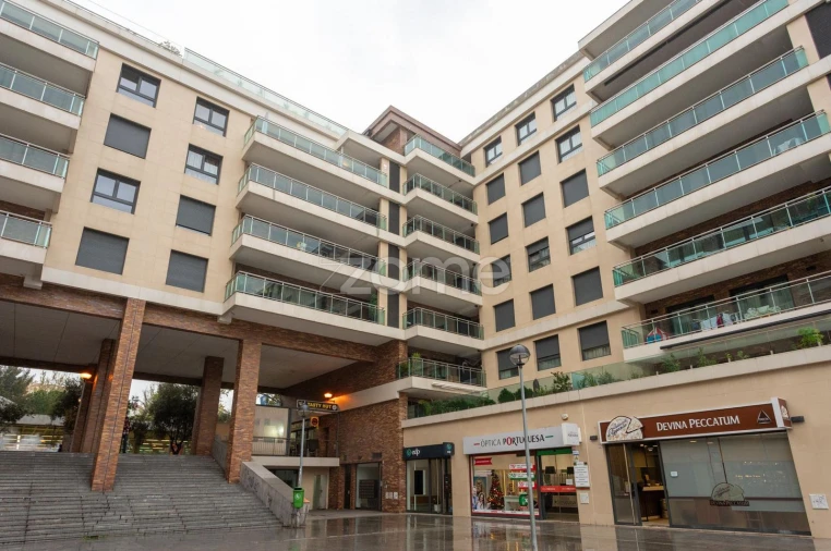 Apartamento T3 para Venda em Odivelas Foto 1