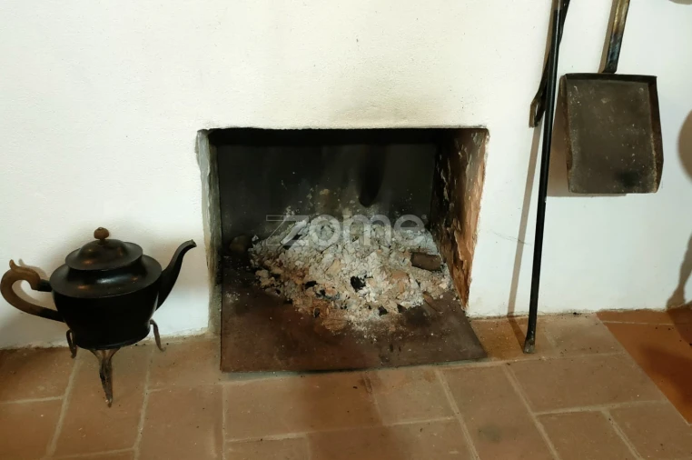 Moradia T5 para Venda em Corval Foto 56