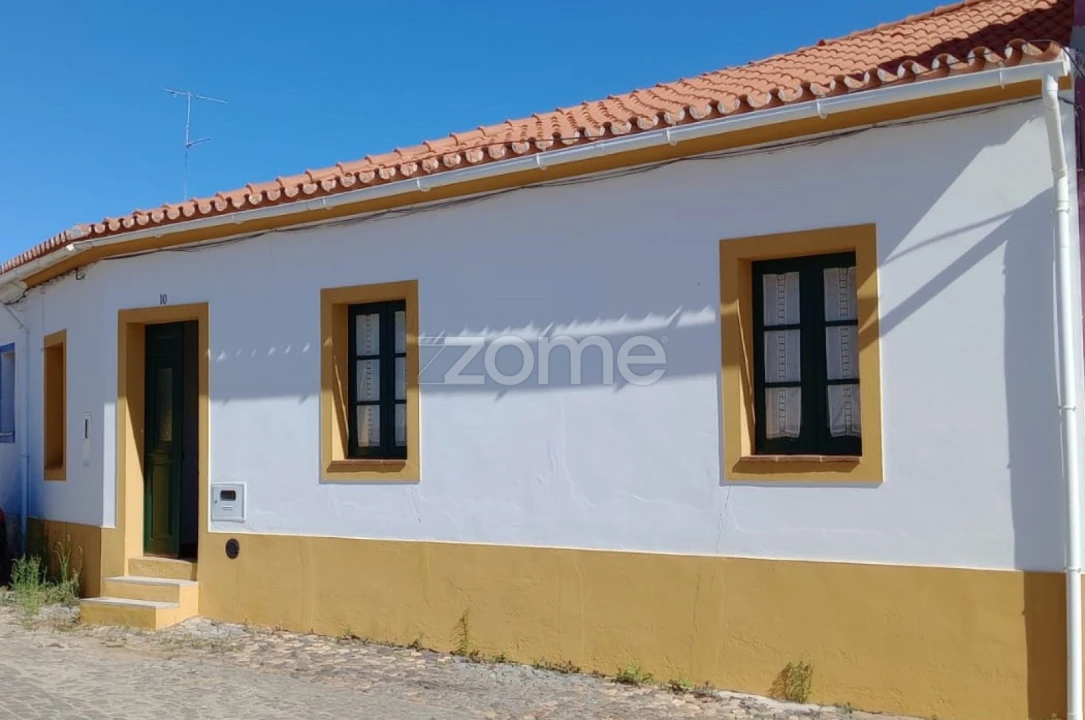 Moradia T5 para Venda em Corval Foto 38