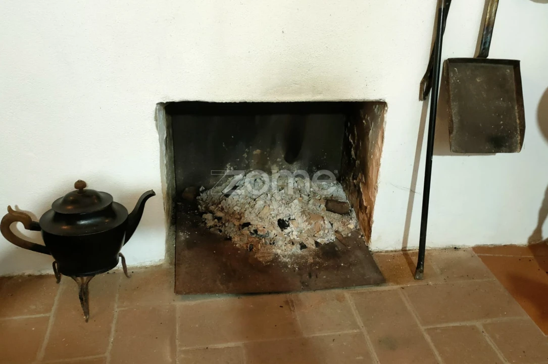 Moradia T5 para Venda em Corval Foto 56