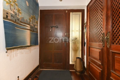 Moradia T6 para Venda em Carcavelos e Parede