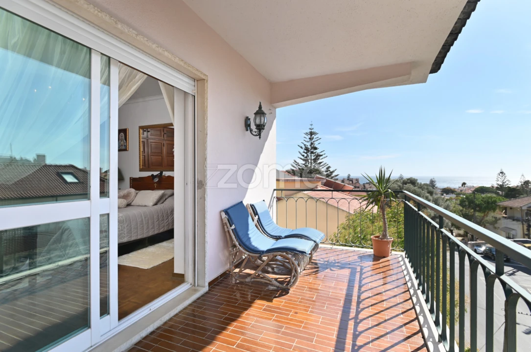 Moradia T6 para Venda em Carcavelos e Parede Foto 1