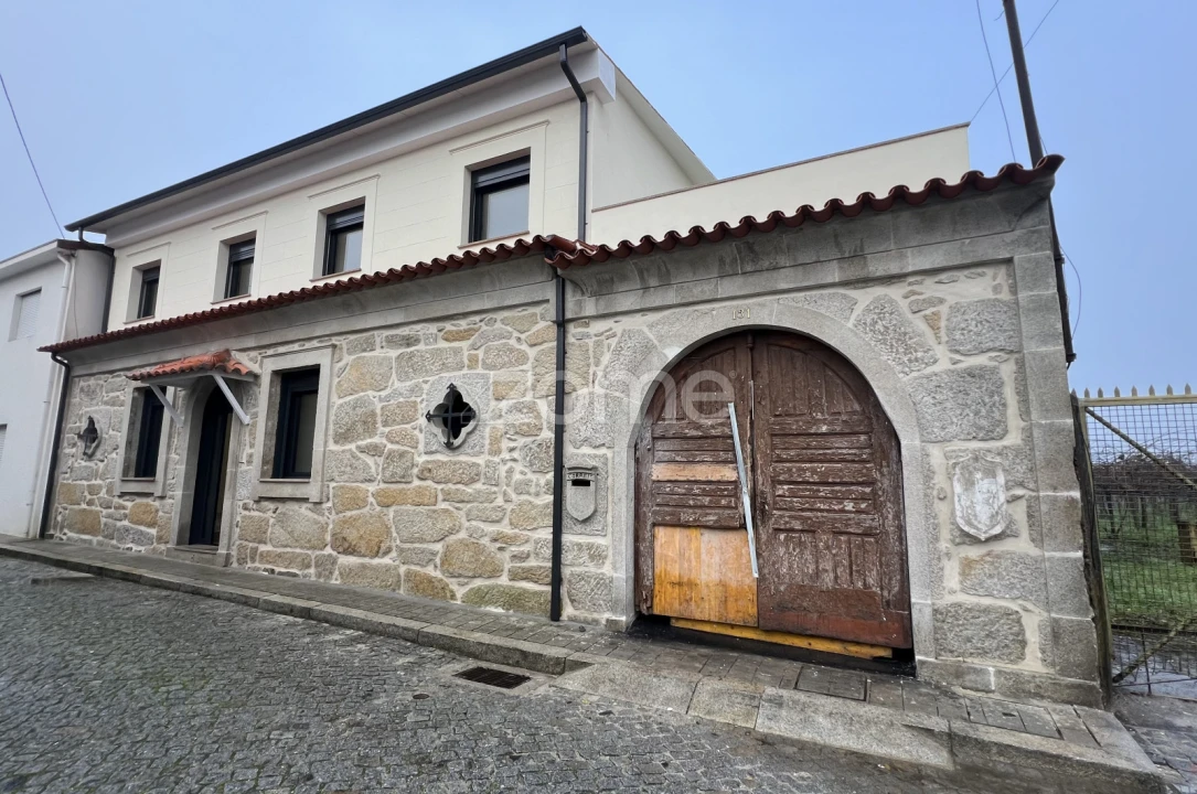 Moradia T5 para Venda em São Mamede de Infesta e Senhora da Hora Foto 4