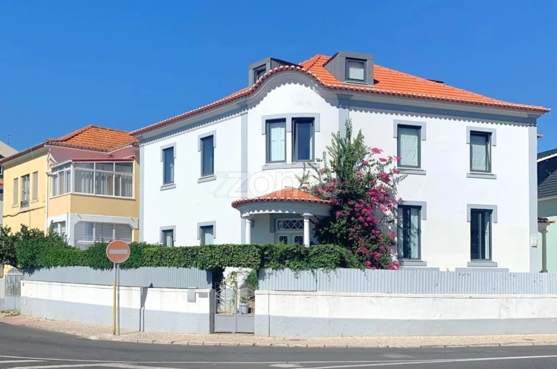 Moradia T13 para Venda em Carcavelos e Parede Foto 3