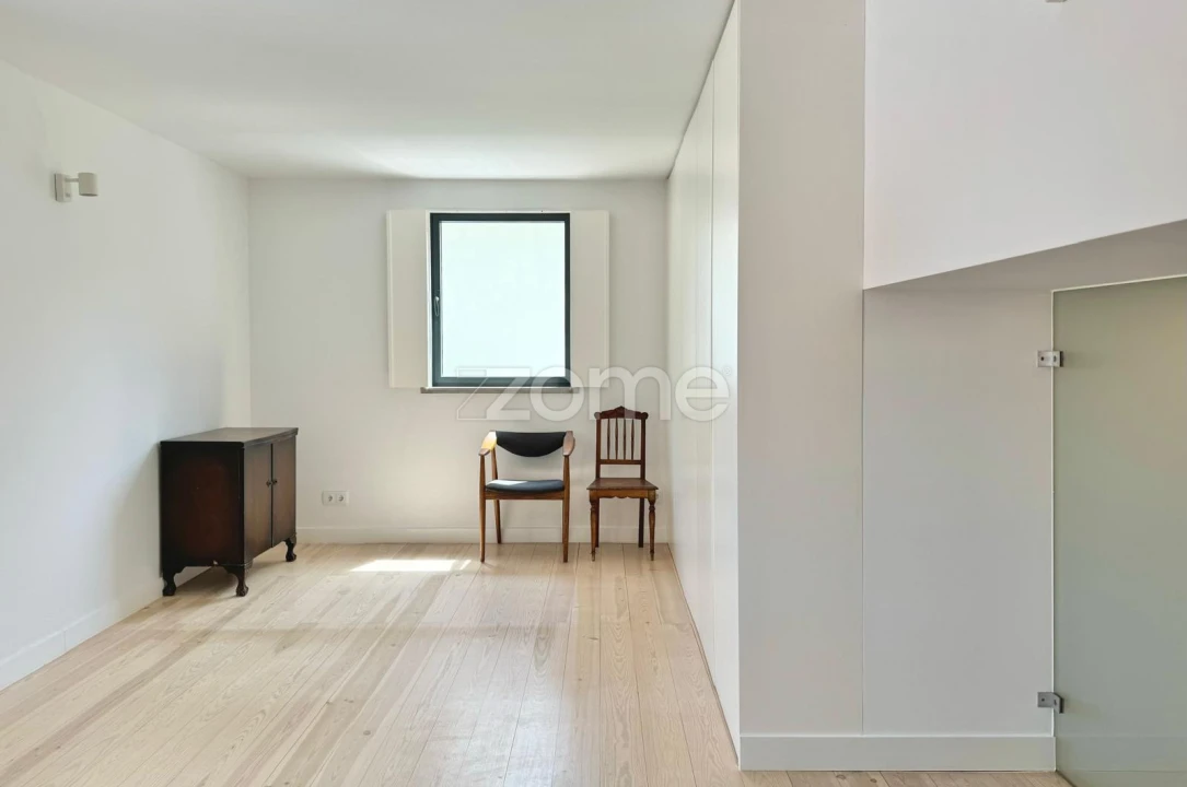 Moradia T13 para Venda em Carcavelos e Parede Foto 10