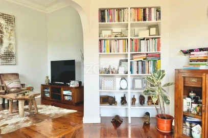 Moradia T13 para Venda em Carcavelos e Parede