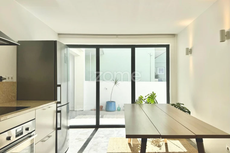 Moradia T13 para Venda em Carcavelos e Parede Foto 13