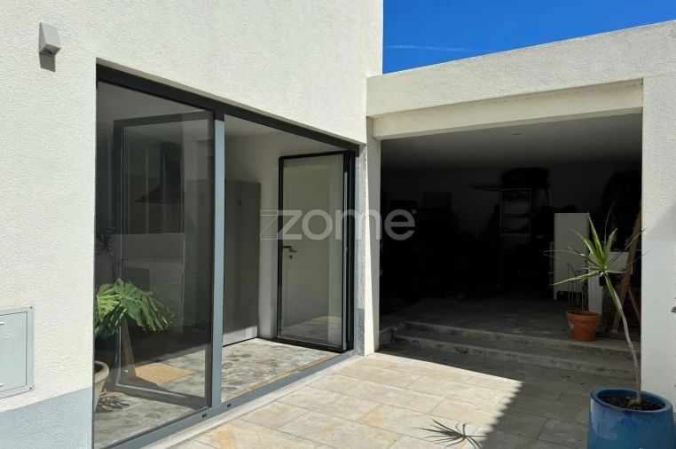 Moradia T13 para Venda em Carcavelos e Parede Foto 16