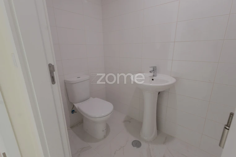 Apartamento T3 para Venda em Falagueira-Venda Nova Foto 35