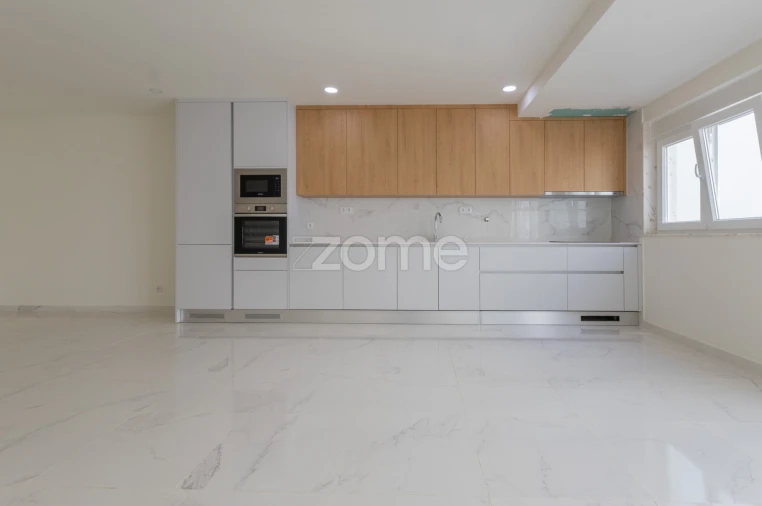 Apartamento T3 para Venda em Falagueira-Venda Nova Foto 7