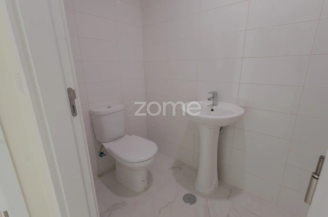 Apartamento T3 para Venda em Falagueira-Venda Nova Foto 35