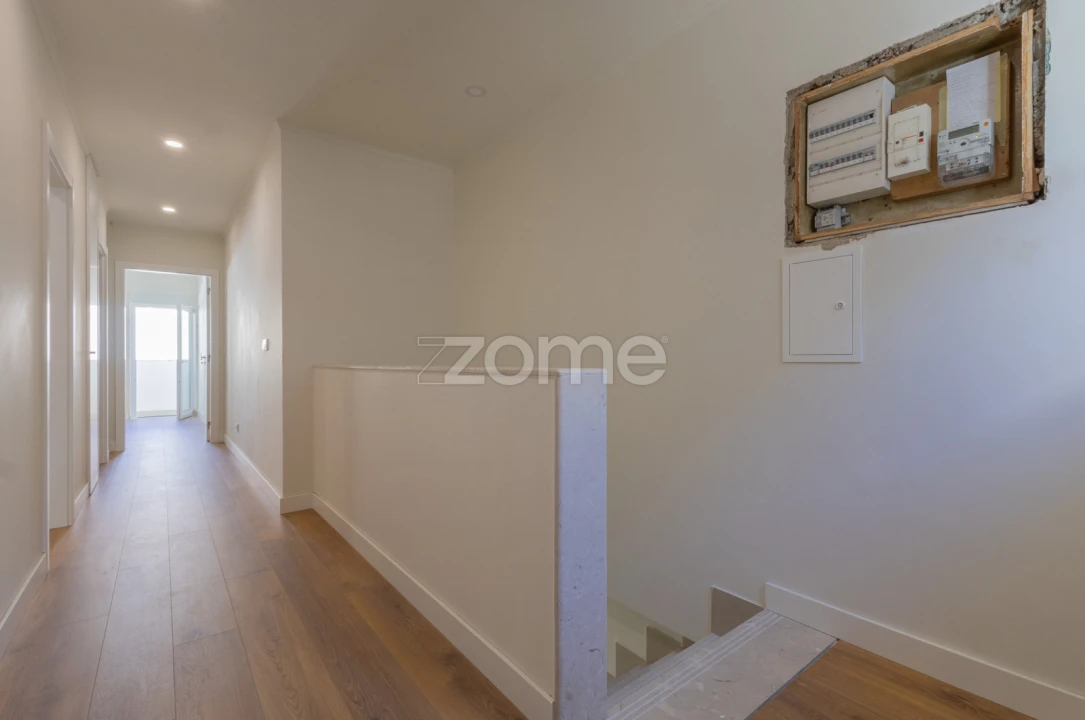 Apartamento T3 para Venda em Falagueira-Venda Nova Foto 11