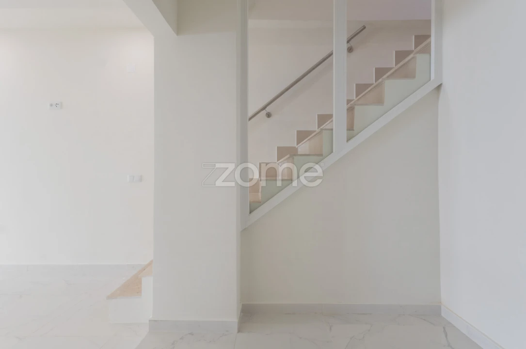 Apartamento T3 para Venda em Falagueira-Venda Nova Foto 10