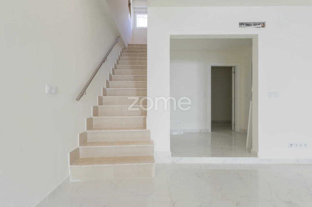 Apartamento T3 para Venda em Falagueira-Venda Nova Foto 9