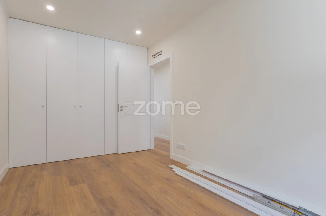 Apartamento T3 para Venda em Falagueira-Venda Nova Foto 21