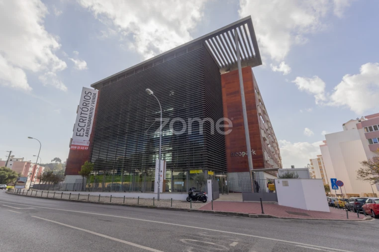 Negócio para Venda em Carnaxide e Queijas Foto 6