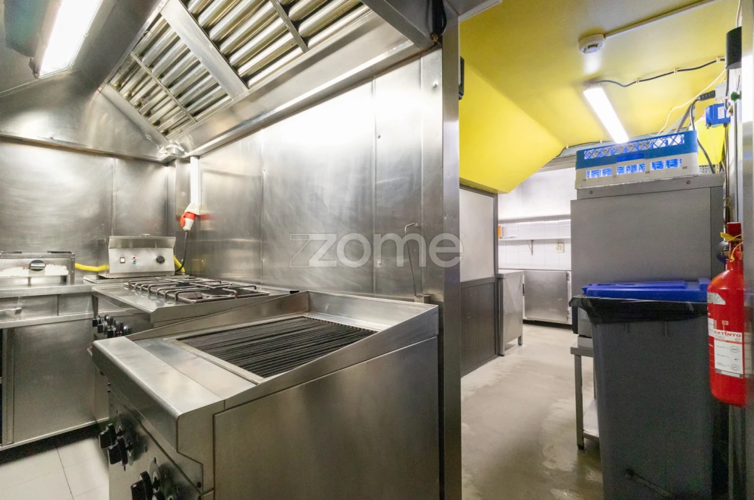 Negócio para Venda em Carnaxide e Queijas Foto 17