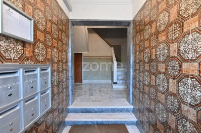 Apartamento T3 para Venda em Agualva e Mira-Sintra