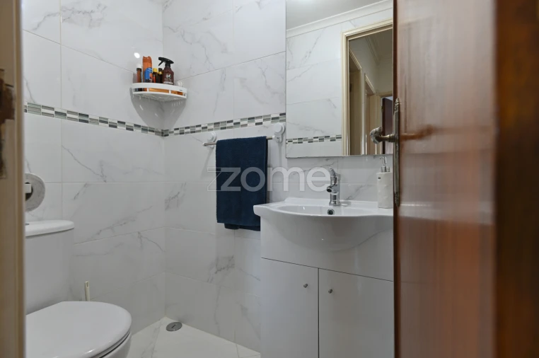Apartamento T3 para Venda em Agualva e Mira-Sintra Foto 10
