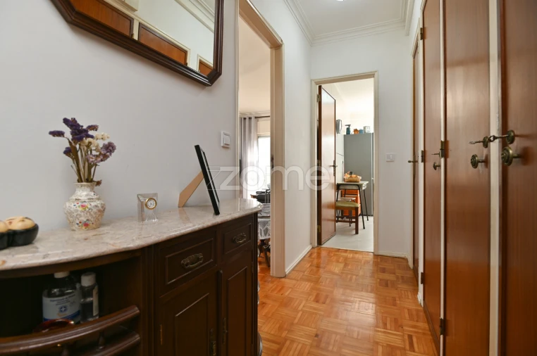 Apartamento T3 para Venda em Agualva e Mira-Sintra Foto 16