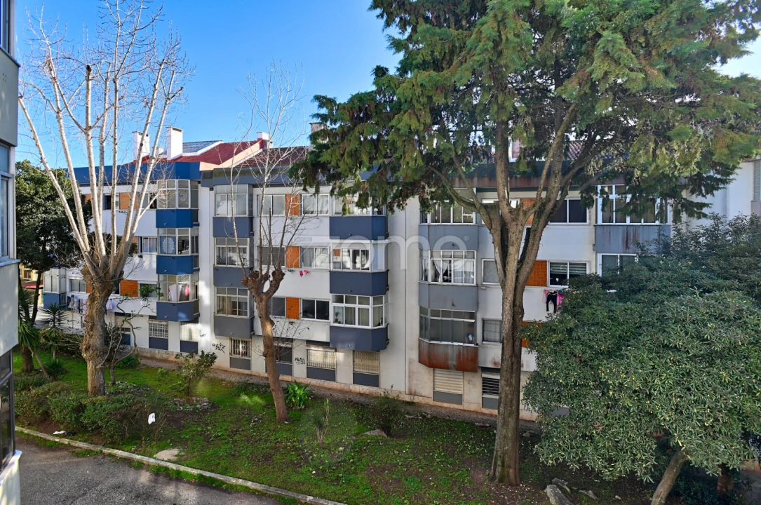 Apartamento T3 para Venda em Agualva e Mira-Sintra Foto 22