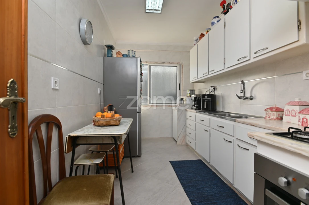 Apartamento T3 para Venda em Agualva e Mira-Sintra Foto 18