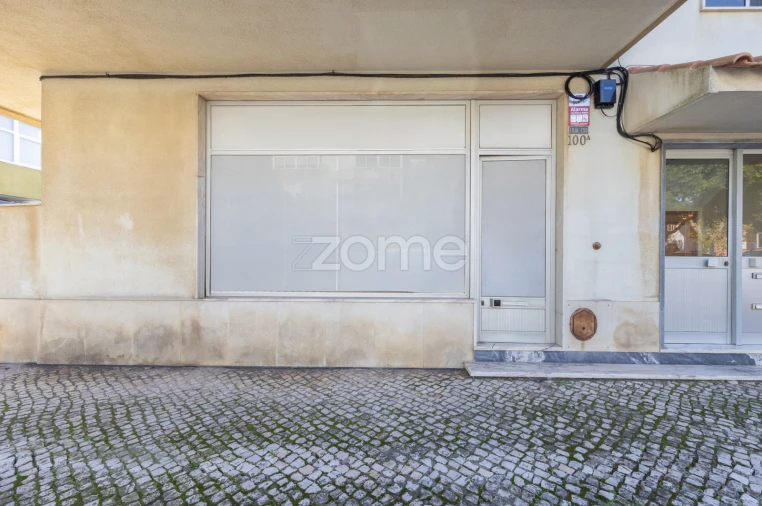 Negócio para Venda em São Domingos de Rana Foto 20