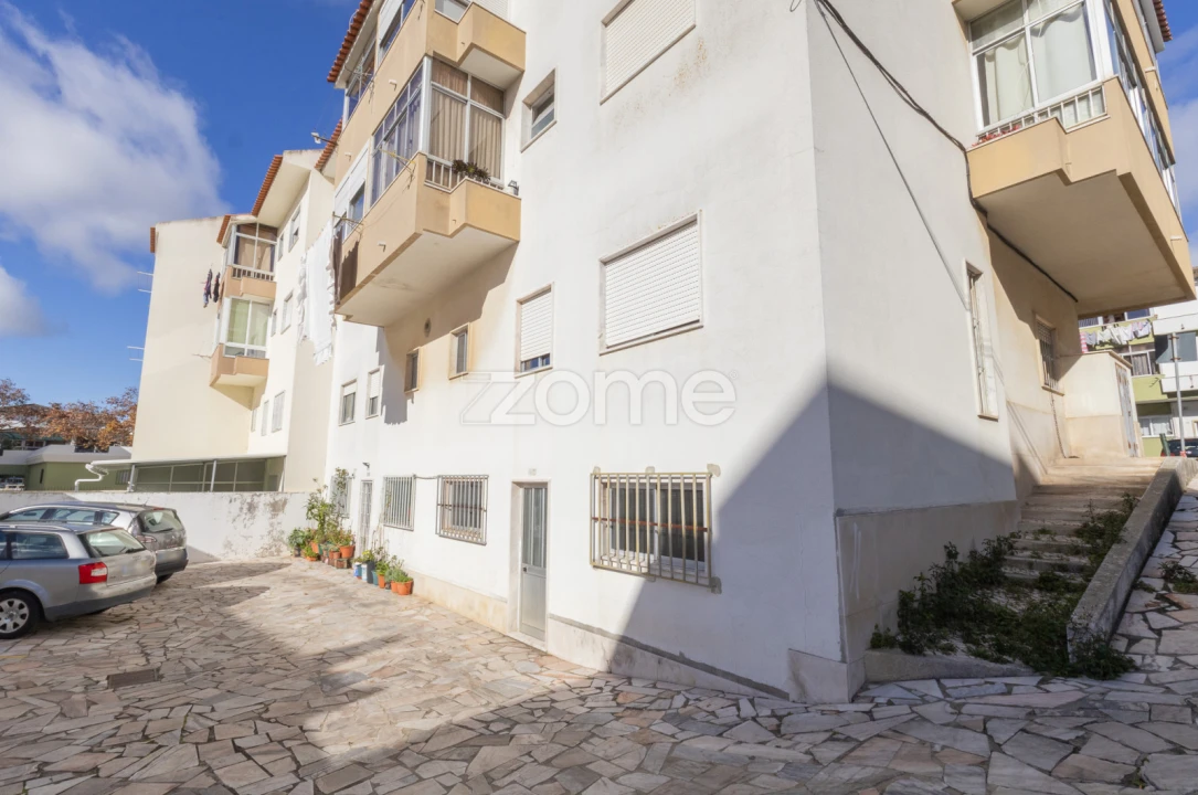 Negócio para Venda em São Domingos de Rana Foto 26