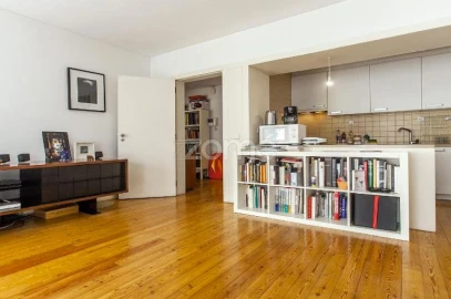 Apartamento T1 para Arrendamento em Misericórdia