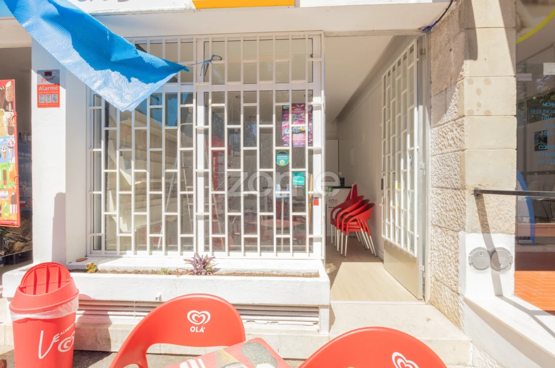 Negócio para Venda em Rio de Mouro Foto 6