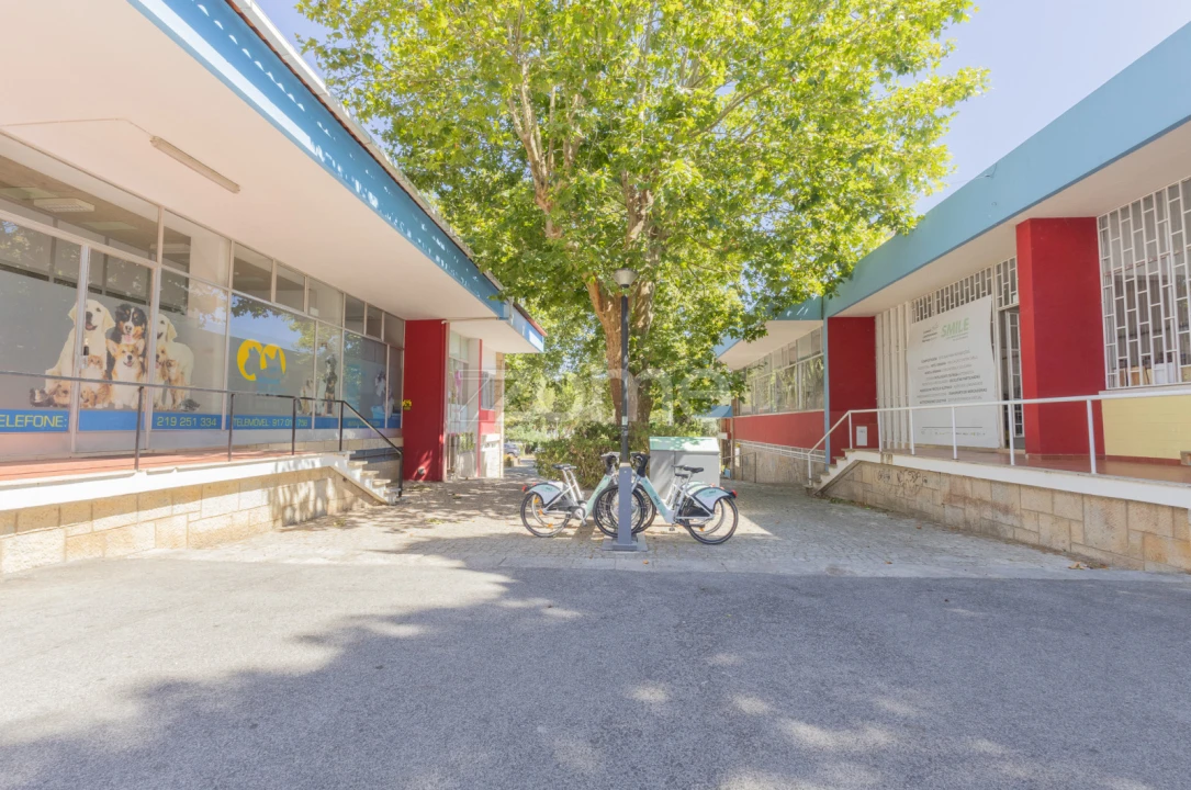 Negócio para Venda em Rio de Mouro Foto 12