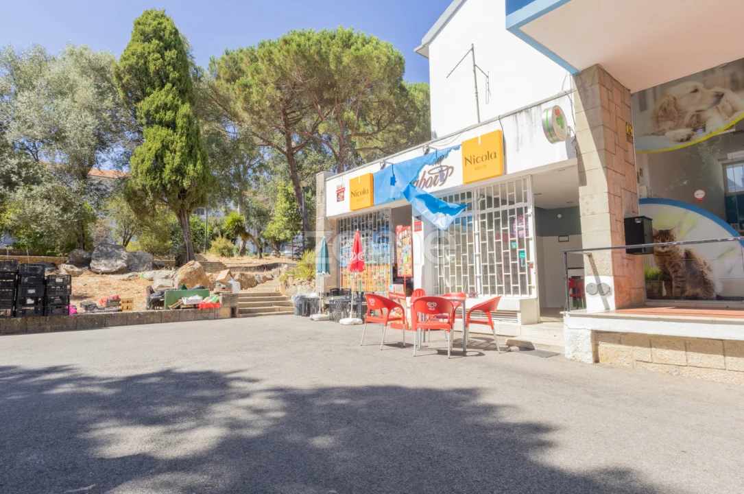 Negócio para Venda em Rio de Mouro Foto 13