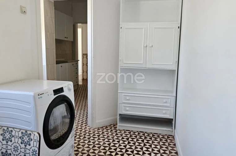 Prédio para Venda em Caparica e Trafaria Foto 27