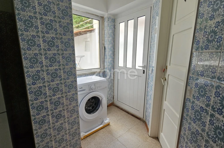 Prédio para Venda em Caparica e Trafaria Foto 40