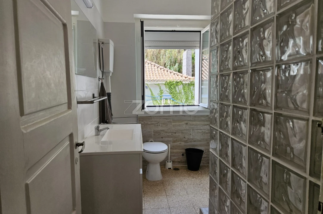 Prédio para Venda em Caparica e Trafaria Foto 52