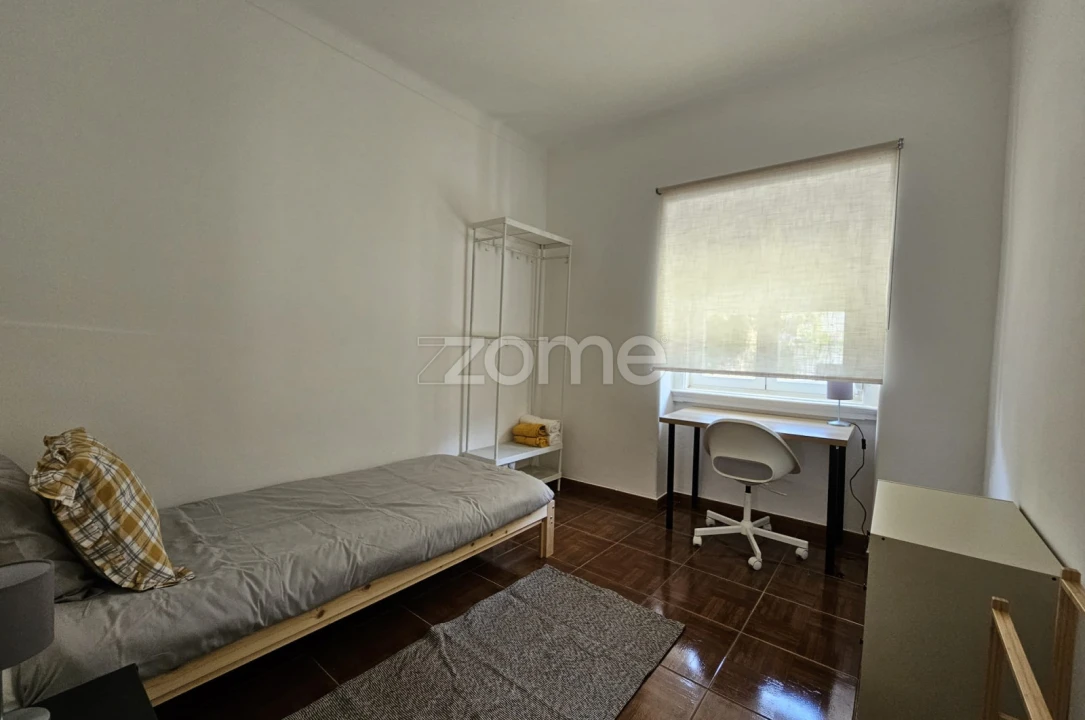 Prédio para Venda em Caparica e Trafaria Foto 18