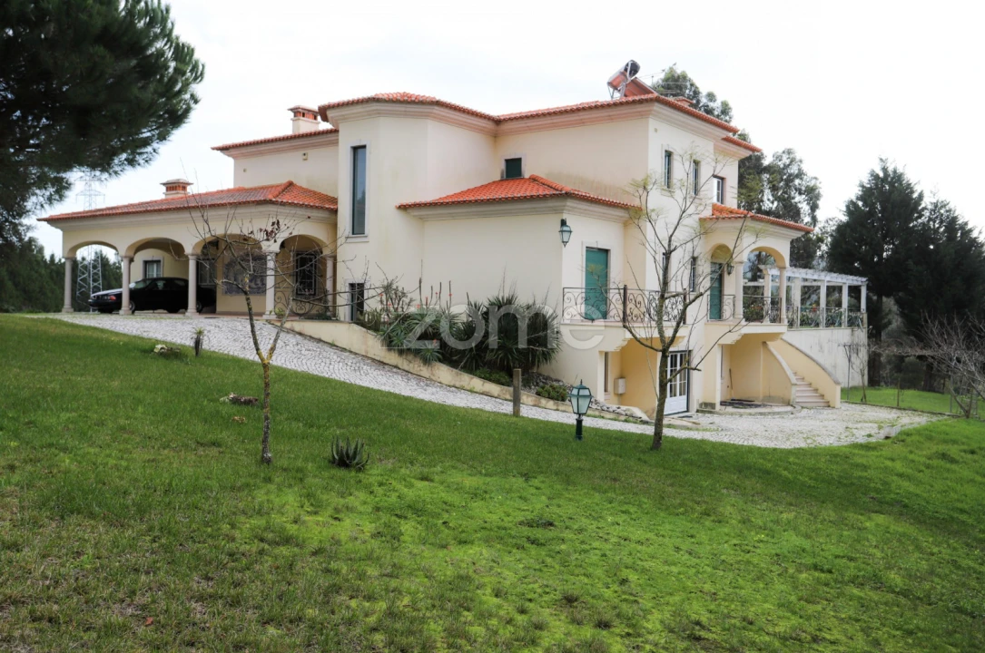 Moradia T7 para Venda em Tavarede Foto 3