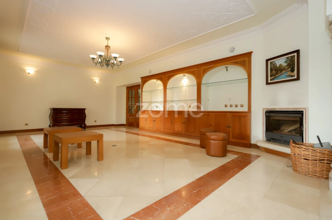 Moradia T7 para Venda em Tavarede Foto 35