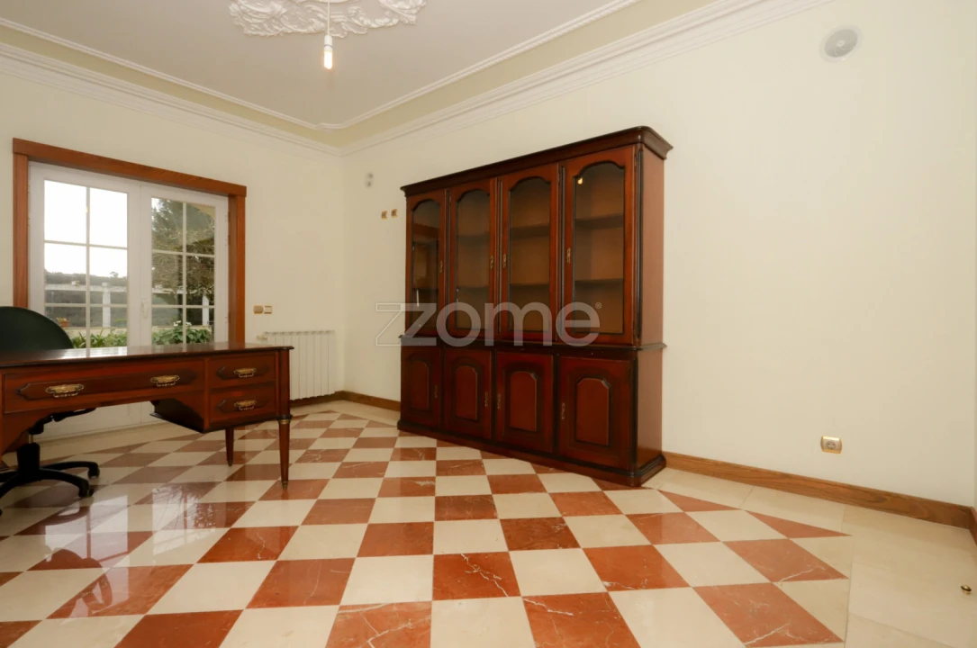 Moradia T7 para Venda em Tavarede Foto 46