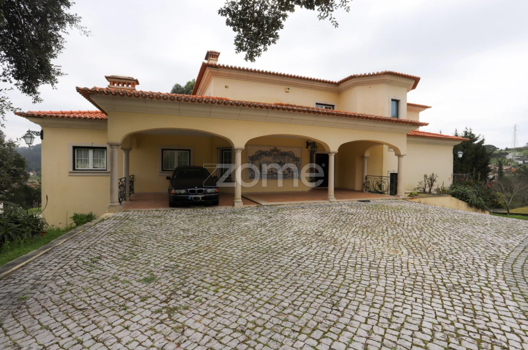 Moradia T7 para Venda em Tavarede Foto 4