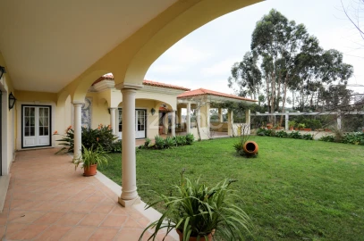 Moradia T7 para Venda em Tavarede