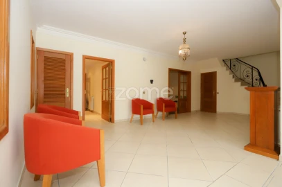 Moradia T7 para Venda em Tavarede