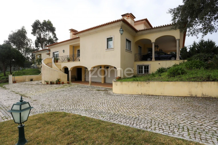 Moradia T7 para Venda em Tavarede Foto 9