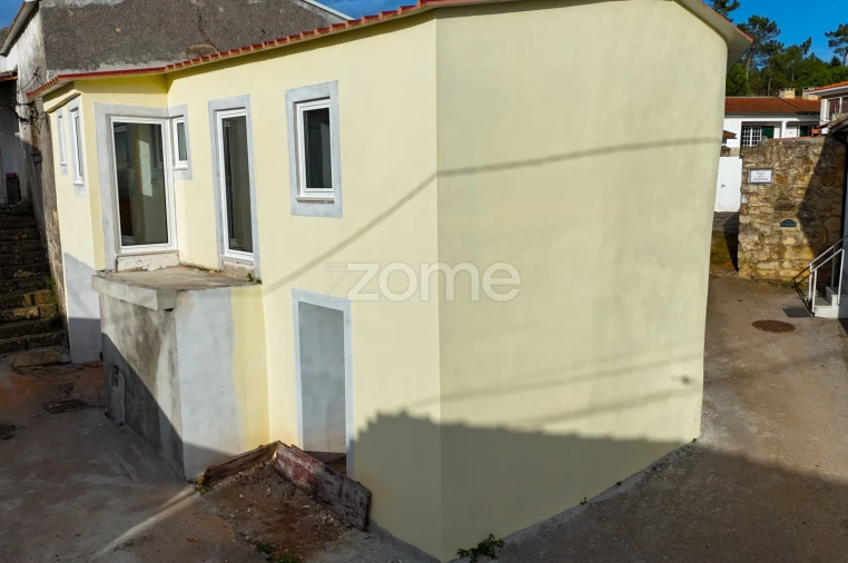 Moradia T3 para Venda em Cernache Foto 3