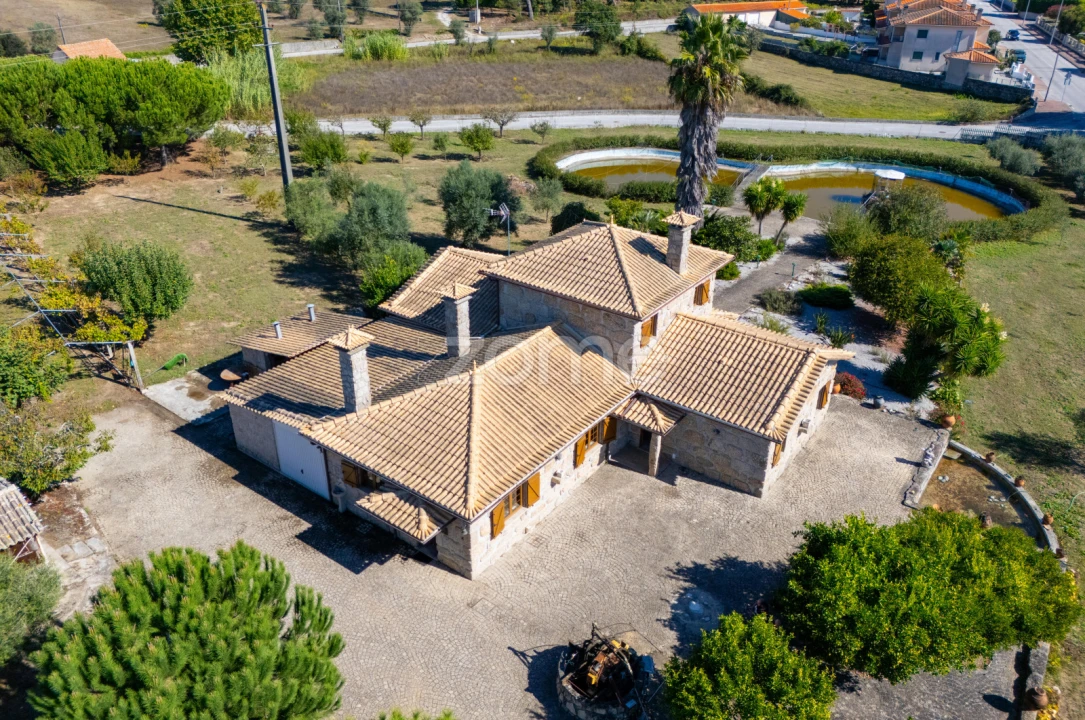 Quinta T3 para Venda em Currelos, Papízios e Sobral Foto 1